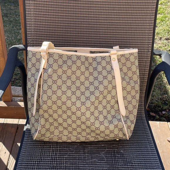 HANDBAG - Picture 4 of 4